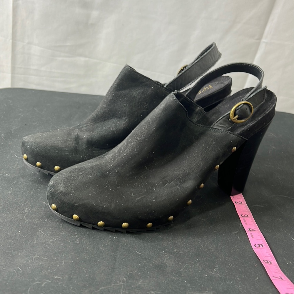 Kenneth Cole reaction size 10